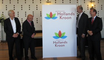 onthulling nieuwe huisstijl voor de gemeente Hollands Kroon
