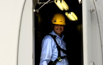 Minister-president Balkenende in de turbine.